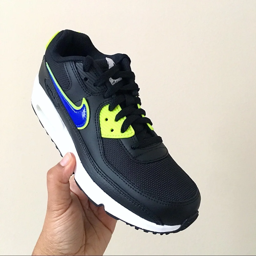 Nike Air Max 90 sneakers
